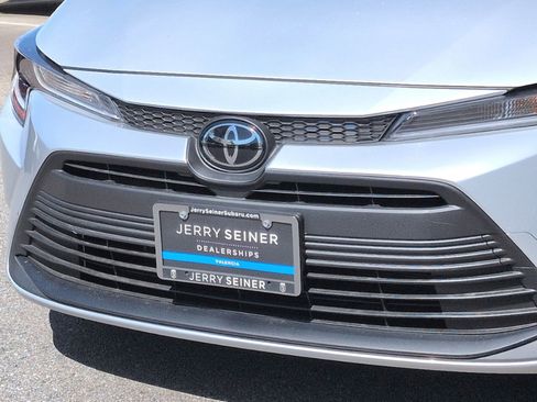 Used 2024 Toyota Corolla LE image 7