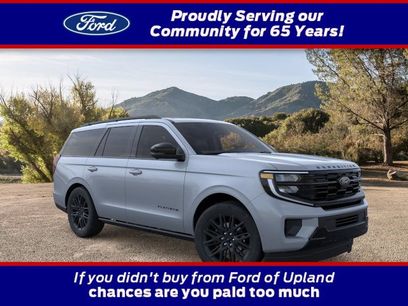 New 2026 Ford Expedition Platinum w/ Stealth Appearance Package