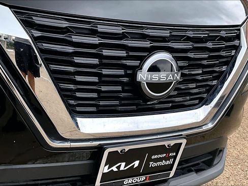 Used 2023 Nissan Rogue SV image 27