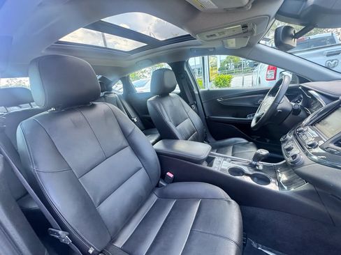 Used 2016 Chevrolet Impala LT w/ Leather Package FWD image 17