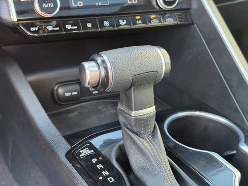 Used 2023 Kia K5 EX image 23