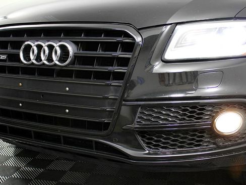 Used 2015 Audi SQ5 Prestige w/ Prestige Package image 13