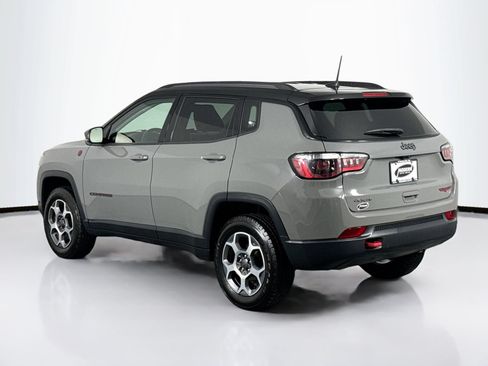 Used 2022 Jeep Compass Trailhawk w/ Trailhawk Convenience Group AWD/4WD image 9