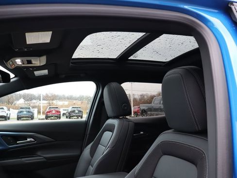 New 2026 Chevrolet Equinox EV LT image 25