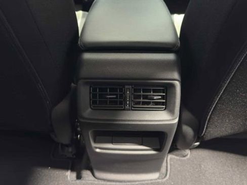 Used 2023 Honda CR-V LX image 15
