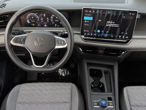 New 2026 Volkswagen Tiguan S FWD image 13