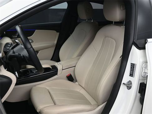 Used 2022 Mercedes-Benz CLA 250 image 6