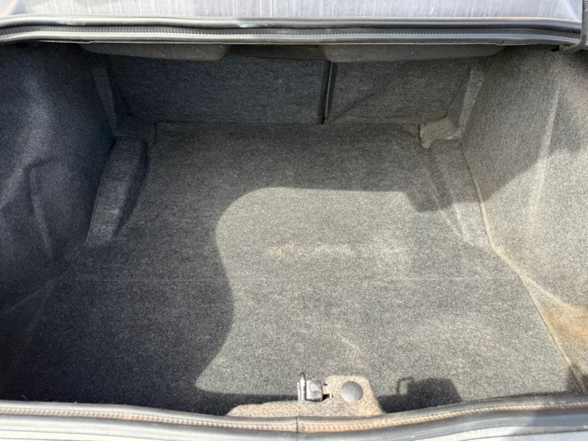 Used 2013 Dodge Challenger R/T RWD image 31