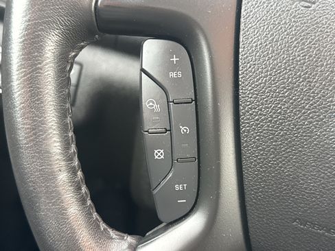 Used 2017 Buick Enclave Leather AWD/4WD image 15