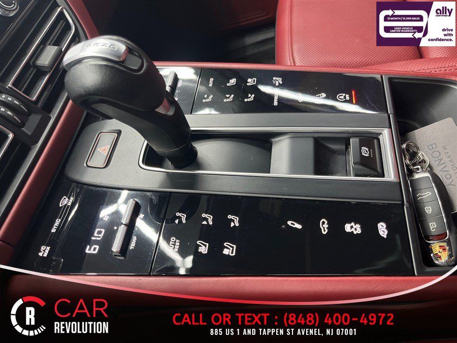 Used 2024 Porsche Macan GTS AWD/4WD image 22