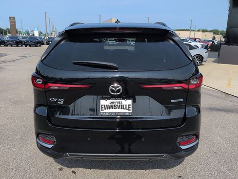 Certified 2025 MAZDA CX-70 Plug-In Hybrid w/ Premium Plus AWD/4WD image 6