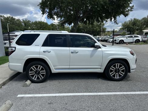 Used 2019 Toyota 4Runner Limited RWD image 10