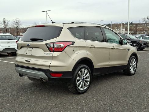 Used 2017 Ford Escape Titanium image 6