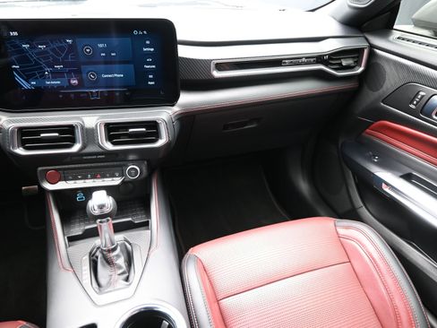 Used 2024 Ford Mustang GT Premium image 35