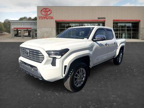 Certified 2025 Toyota Tacoma Limited AWD/4WD image 1