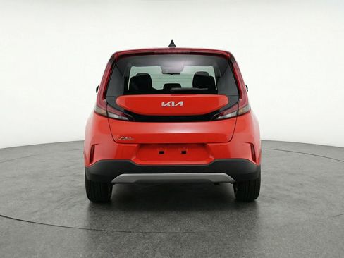 Used 2025 Kia Soul LX w/ LX Technology Package image 7