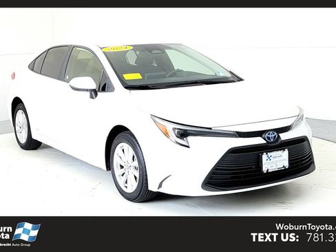 Used 2024 Toyota Corolla LE w/ LE Convenience Package AWD/4WD image 1
