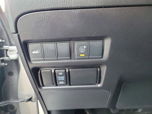 Certified 2022 Nissan Armada SV w/ SV Appearance Package image 18