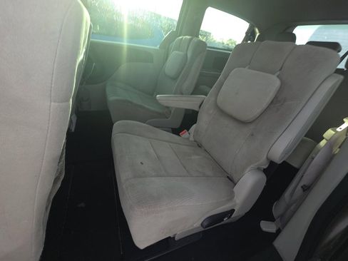 Used 2012 Dodge Grand Caravan American Value Package w/ UConnect Hands-Free Group image 10