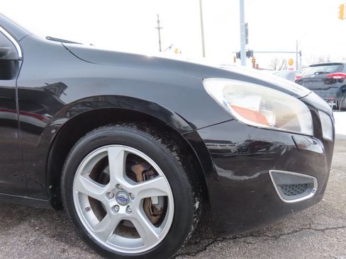 Used 2012 Volvo S60 T5 image 19