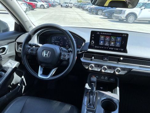 Used 2024 Honda Civic Touring image 14