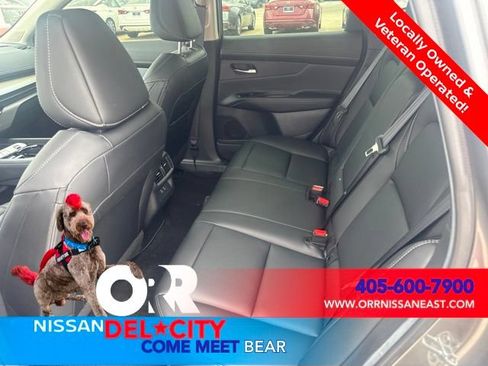 New 2025 Nissan Murano SL w/ Cargo Package AWD/4WD image 9