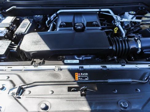 Used 2023 GMC Canyon Elevation w/ Elevation Premium Package image 27