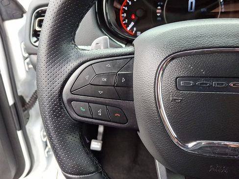 Certified 2022 Dodge Durango R/T w/ Blacktop Package AWD/4WD image 17