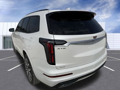 Certified 2024 Cadillac XT6 Sport w/ LPO, Floor Liner Package image 11