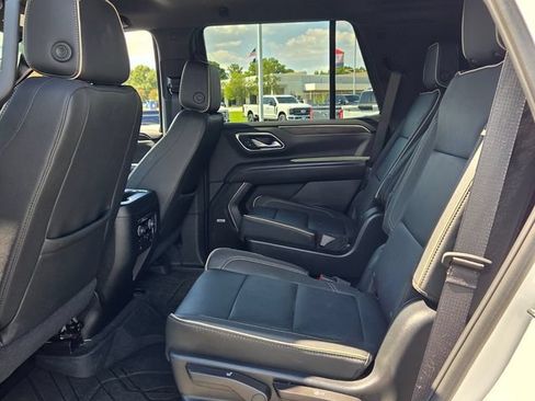 Used 2024 Chevrolet Tahoe Premier RWD image 12