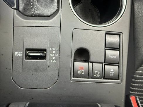 Used 2023 Toyota Highlander XSE image 23