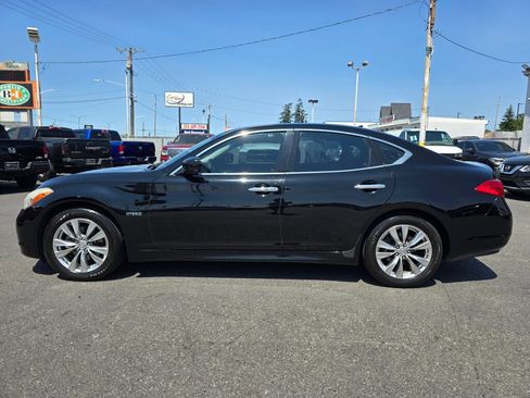Used 2012 INFINITI M35 w/ Premium Pkg RWD image 9