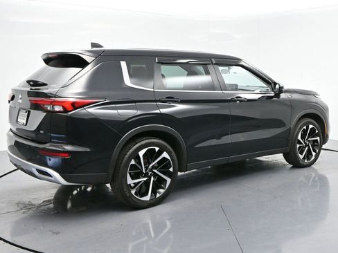 Used 2022 Mitsubishi Outlander SE image 7