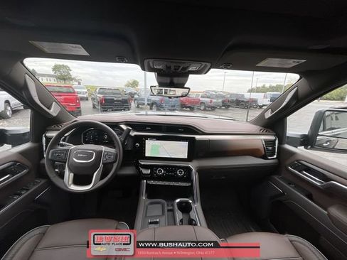 New 2026 GMC Sierra 2500 Denali w/ Denali Reserve Package image 21