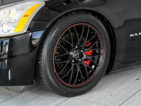 Used 2006 Cadillac XLR RWD image 47