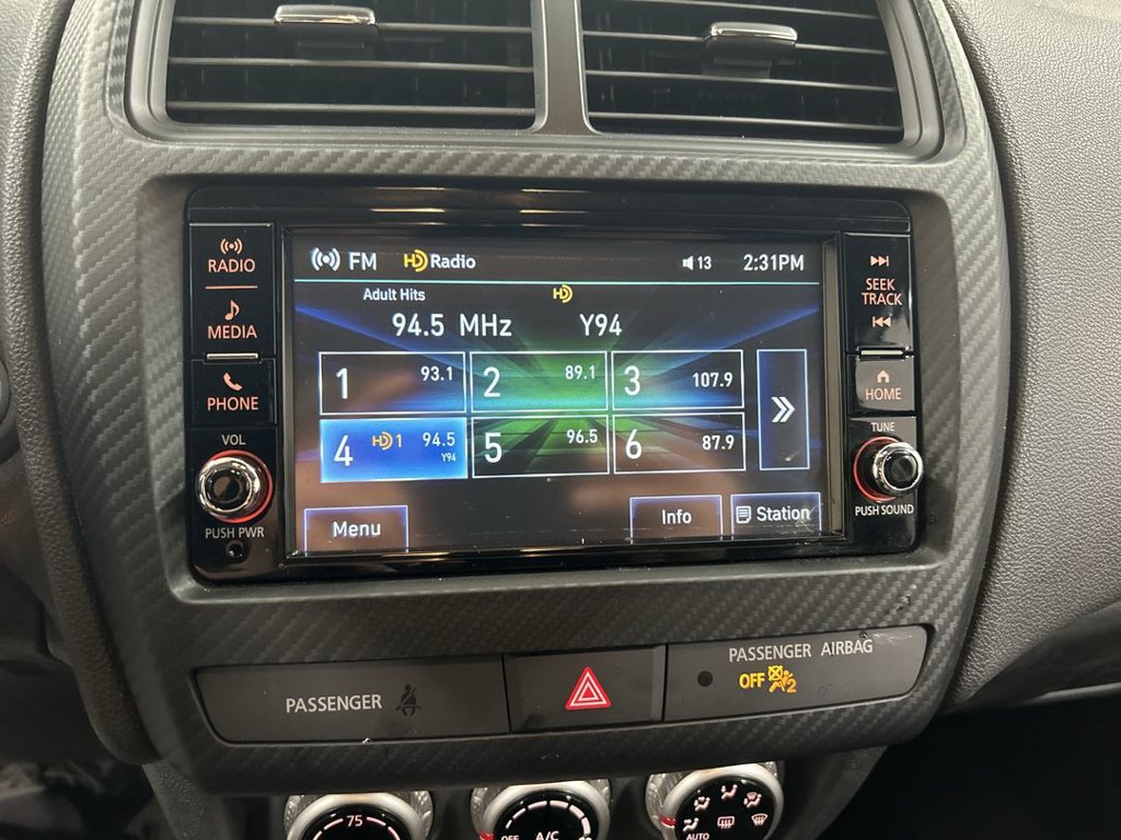 Used 2025 Mitsubishi Outlander Sport AWD image 14