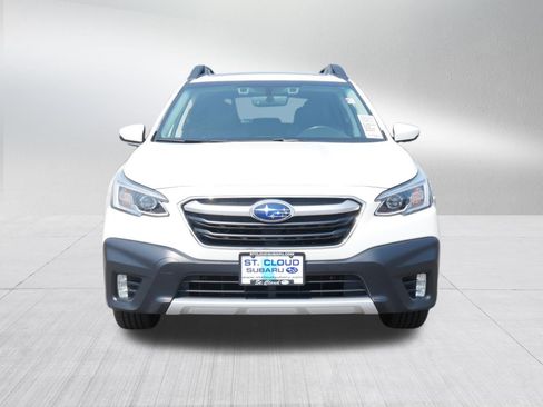 Used 2022 Subaru Outback Limited AWD/4WD image 2