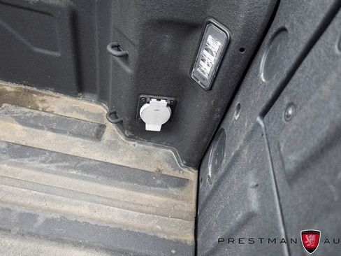 Used 2024 Chevrolet Silverado 2500 High Country w/ Technology Package AWD/4WD image 48