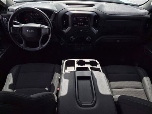 Used 2022 Chevrolet Silverado 1500 Custom Trail Boss AWD/4WD image 16