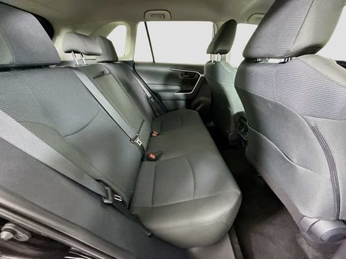 Certified 2025 Toyota RAV4 LE FWD image 27