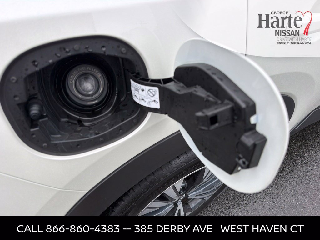 Certified 2023 Nissan Rogue SV w/ SV Premium B Package AWD/4WD image 27