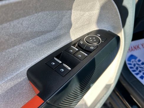 Used 2024 Ford Maverick XLT image 18