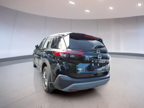 Used 2023 Nissan Rogue S AWD/4WD image 4