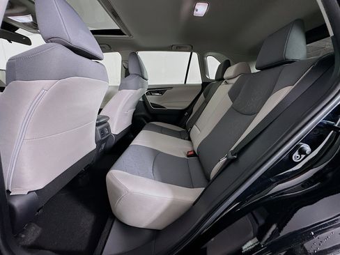 Used 2025 Toyota RAV4 XLE w/ Convenience Package image 26