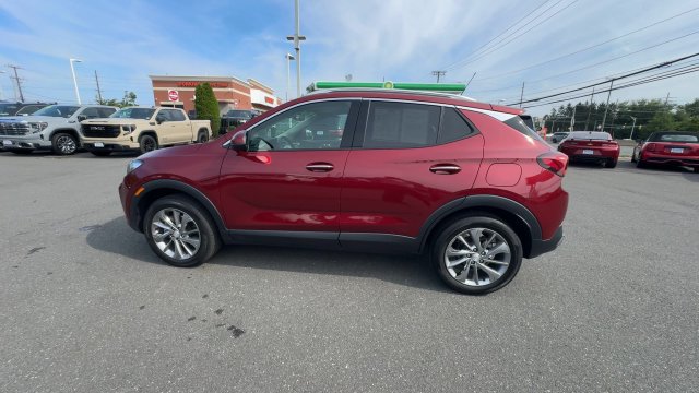 Used 2023 Buick Encore GX Essence w/ Experience Buick Package AWD/4WD image 5