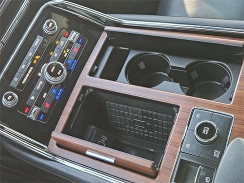 Used 2024 Lincoln Navigator L 4WD image 20