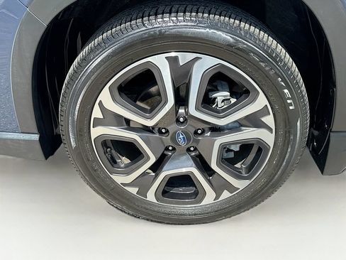 Used 2024 Subaru Ascent Touring AWD/4WD image 42
