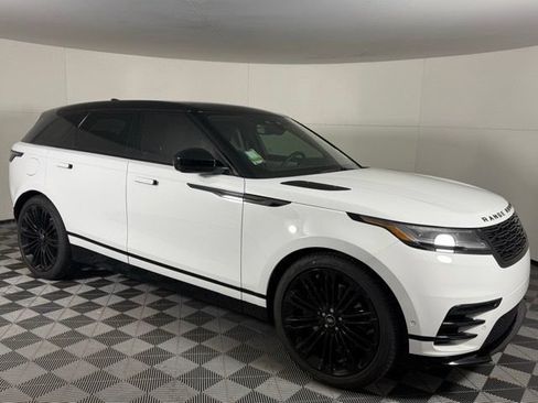 Used 2026 Land Rover Range Rover Velar Dynamic SE AWD/4WD image 9