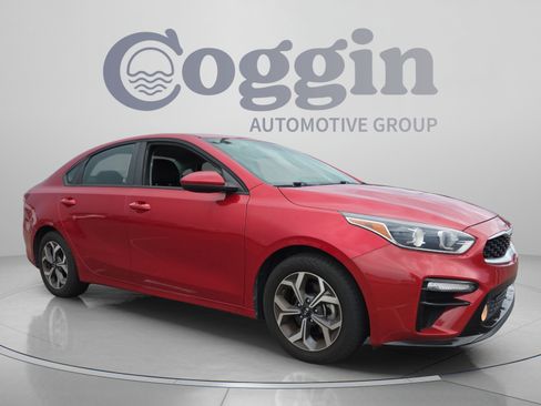 Used 2019 Kia Forte LXS FWD image 7