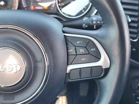 Used 2019 Jeep Compass Altitude image 27